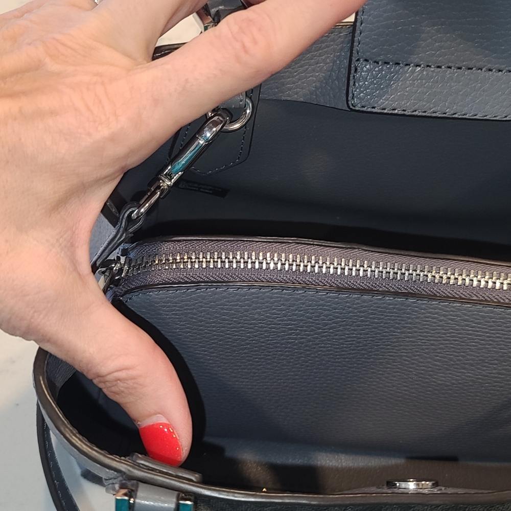 Michael Kors shoulder bag - Picture 6 of 8